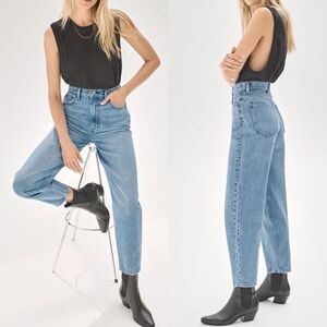 Aritzia Light Blue High-Rise Women Jeans